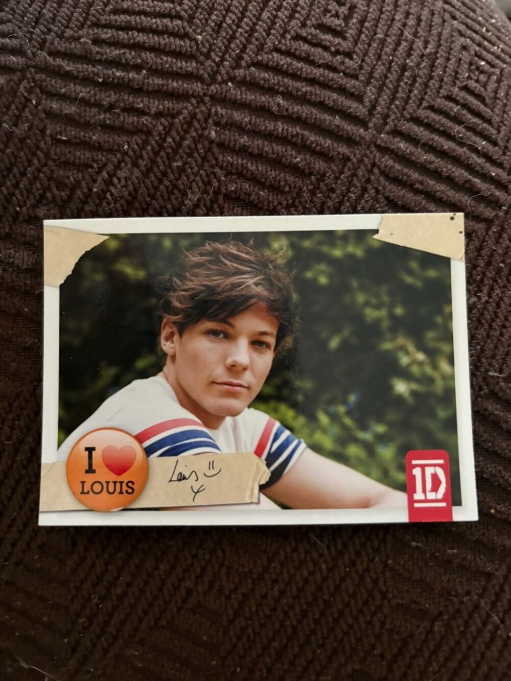 Official One Direction Trading Card Set Louis Tomlinson #76